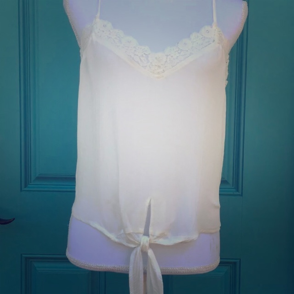 🛍 10 for $20 American Rag Cie Small Top